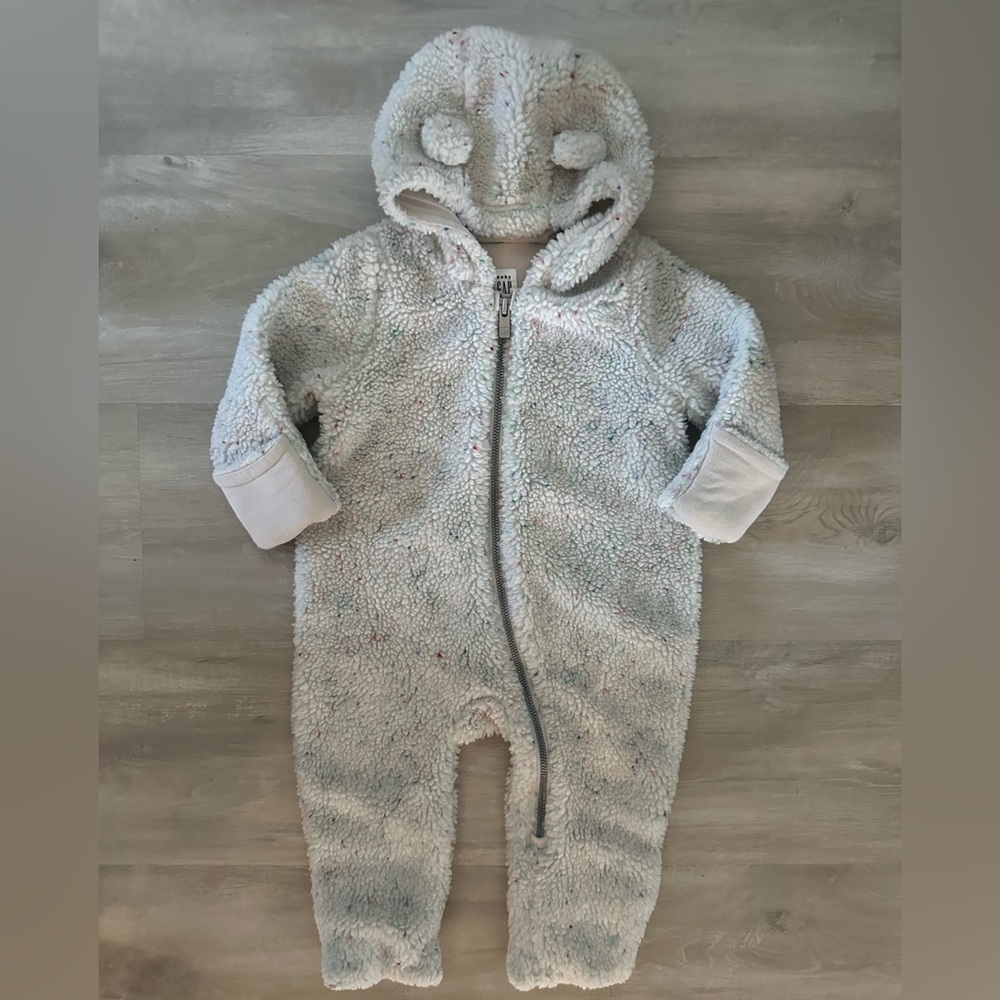 *BABY GAP* GIRLS HOODED SHERPA BUNTING* 3-6 MONTHS*